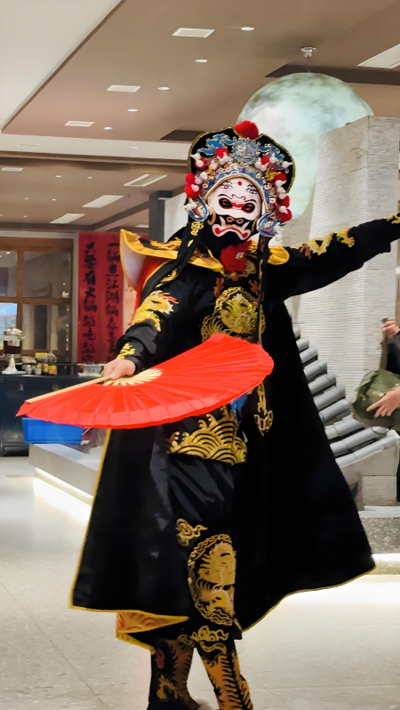 1761882443271401.png 變臉.png